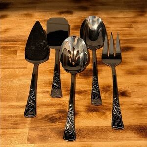 Lenox Holiday Oversized Hostess Serving Set of 5